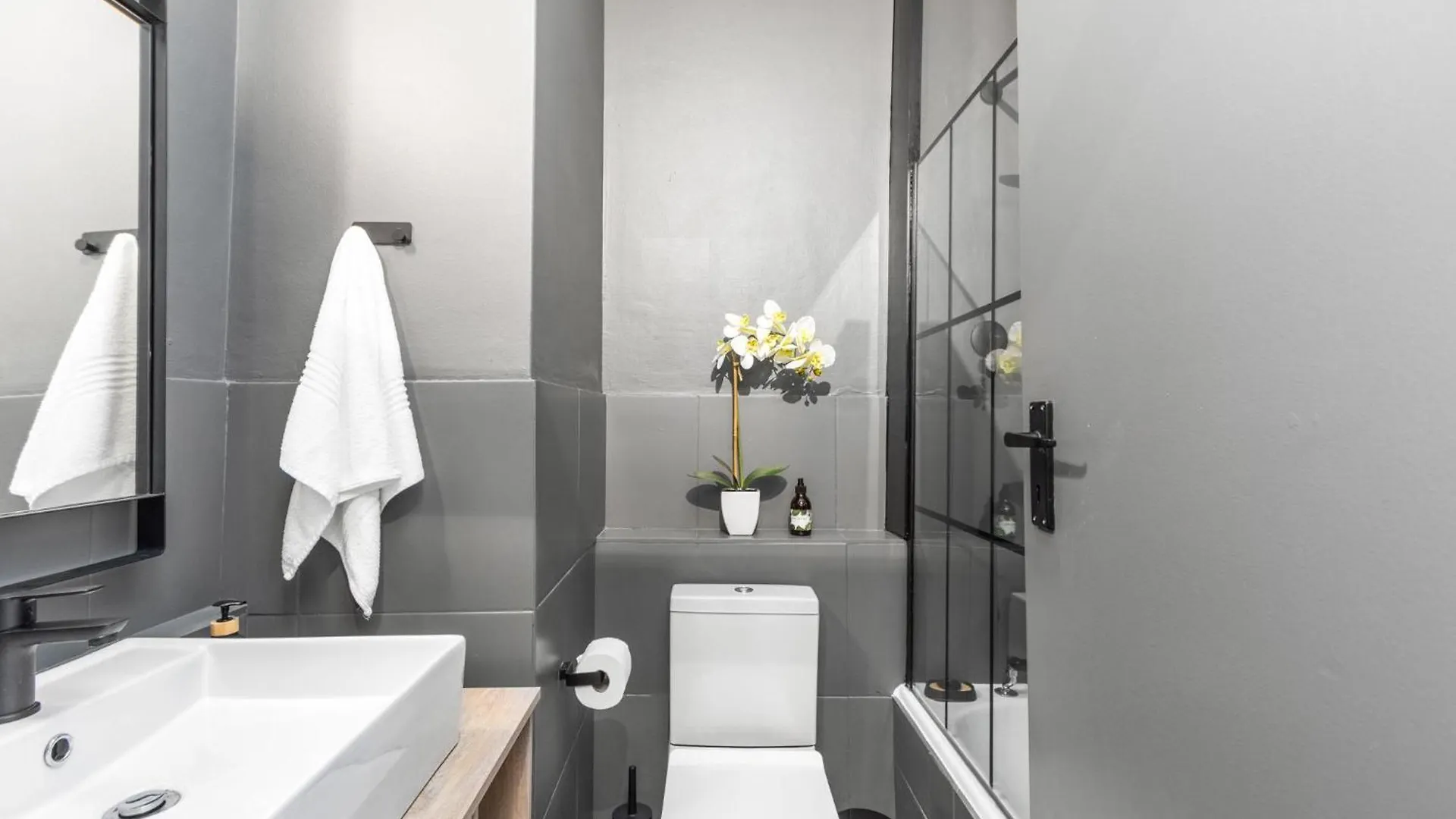Garden Studio 107 By Host Agents Cape Town Apartment