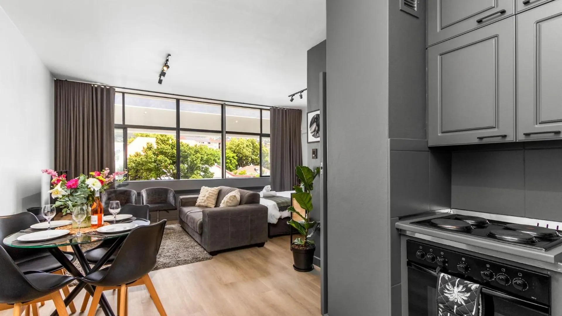 Apartment Garden Studio 107 By Host Agents Cape Town